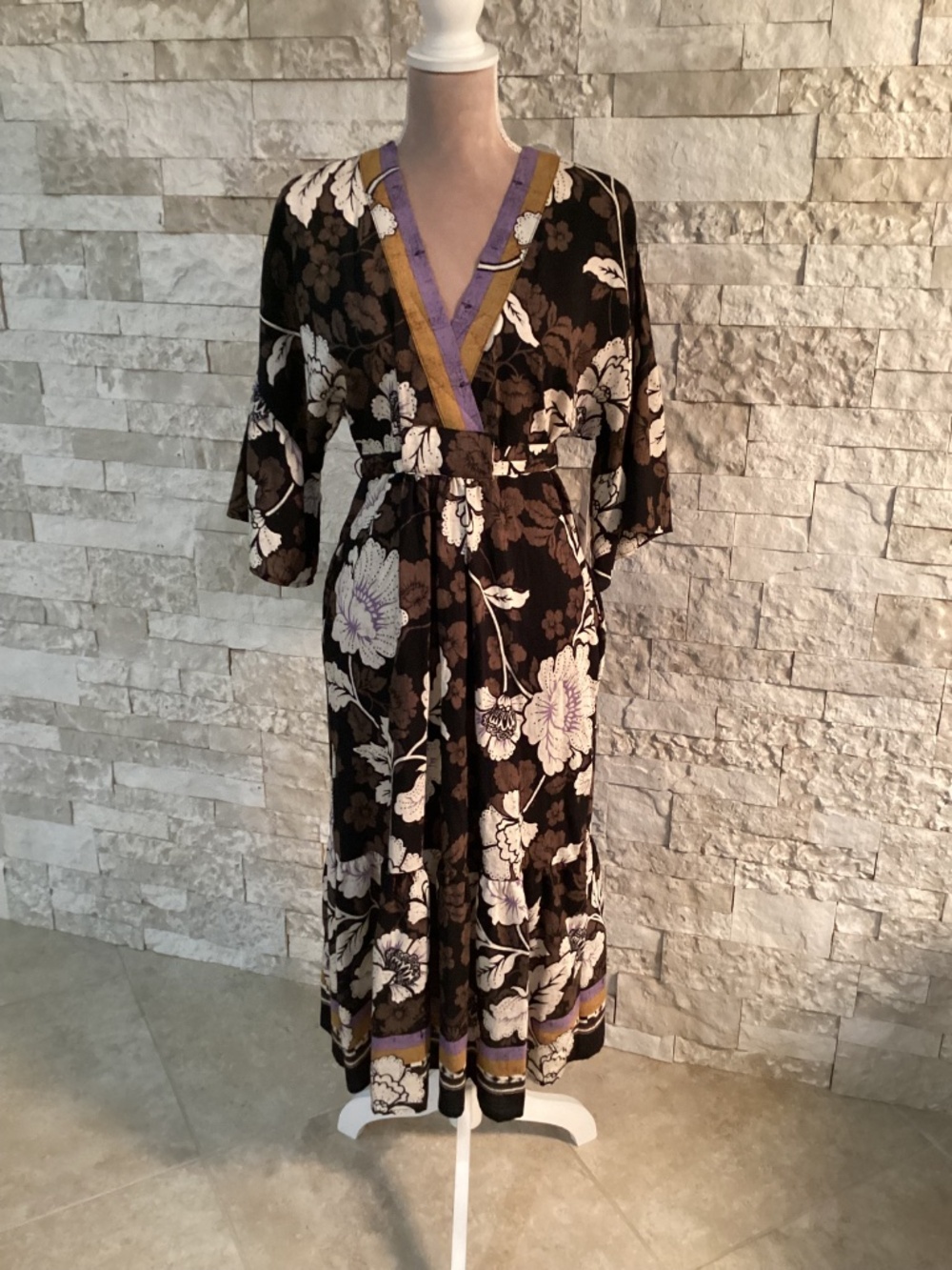 Sofia by Sofia Vergara Tie-Back Dress with Wide Sleeves (NWT) - Picture 2 of 13